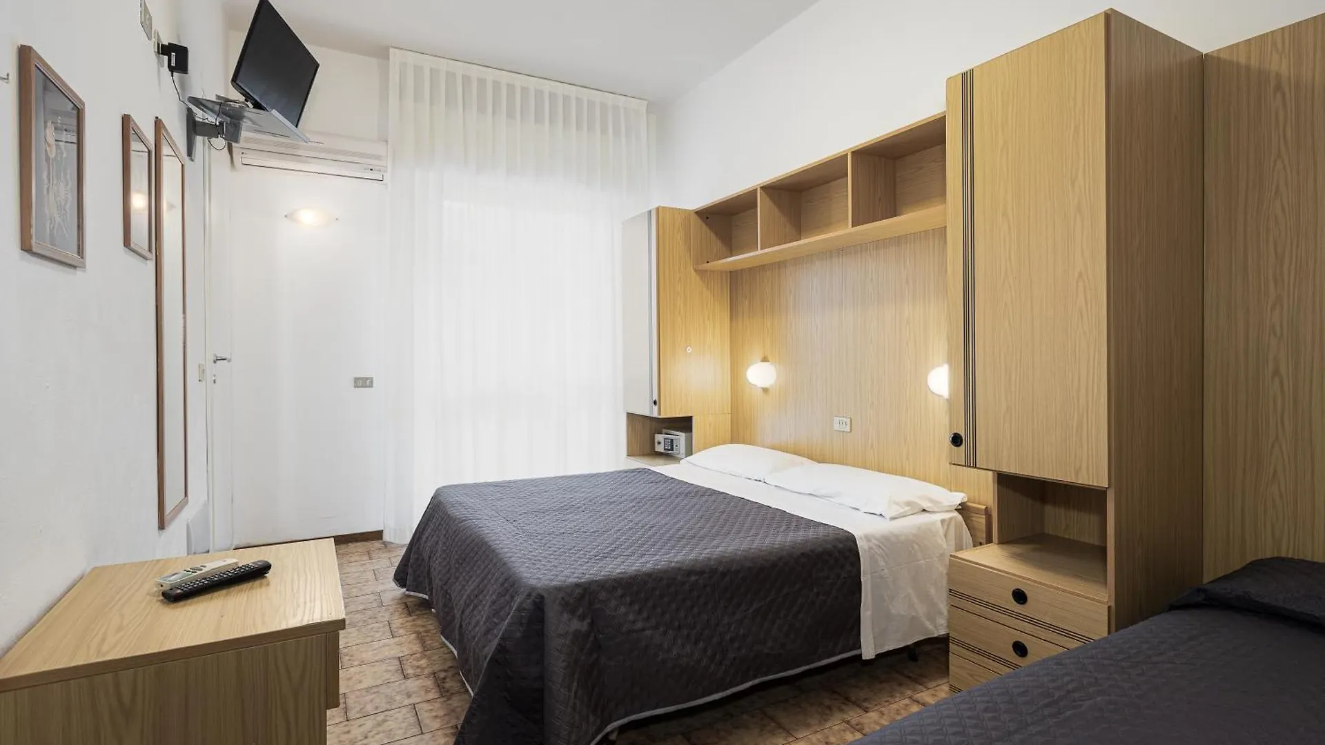 Bi Hotel Bellaria-Igea Marina 3*,